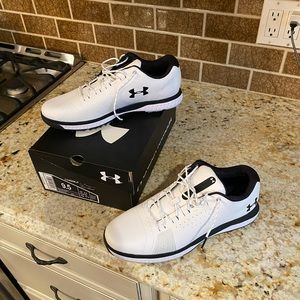 Under Armour Brand New in Box size 9.5 Golf Sneakers